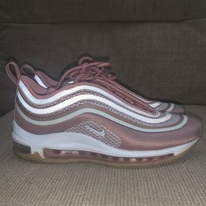 Air Max Nike Shoes✨Look NEW💕💅🏽